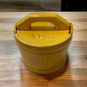 Half Pint Vintage Ceramic Basket Container
